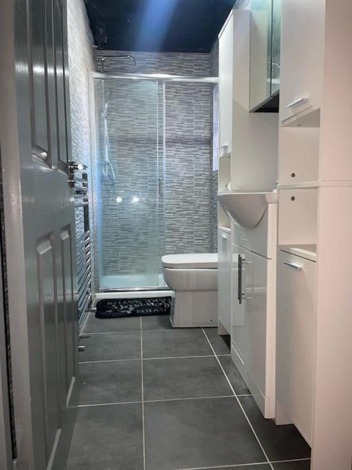 Modern 2 Bedroom Apartment In Derby City Centre 外观 照片