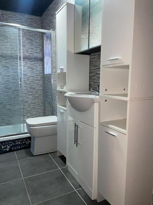 Modern 2 Bedroom Apartment In Derby City Centre 外观 照片
